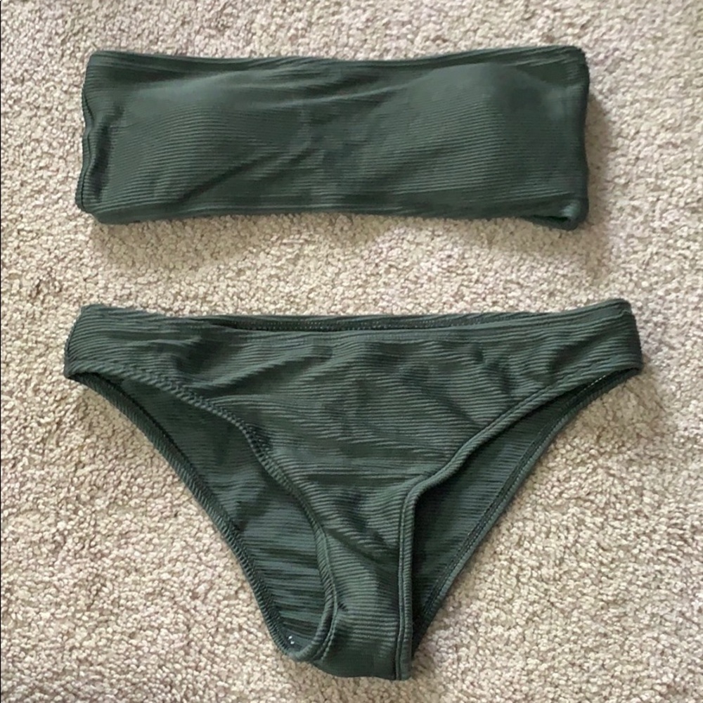Bandeau bikini set